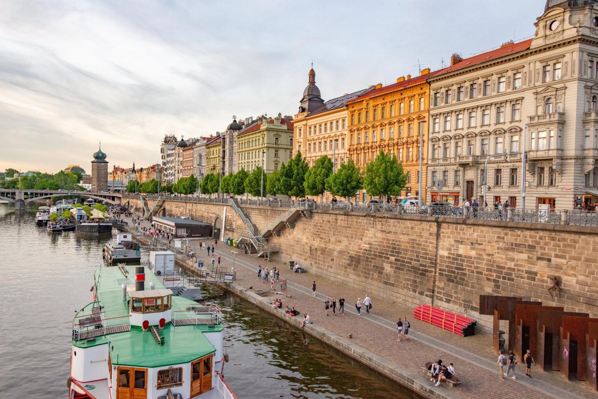 New Design & Style Apartments 50M From Wenceslas Square — Photos 2